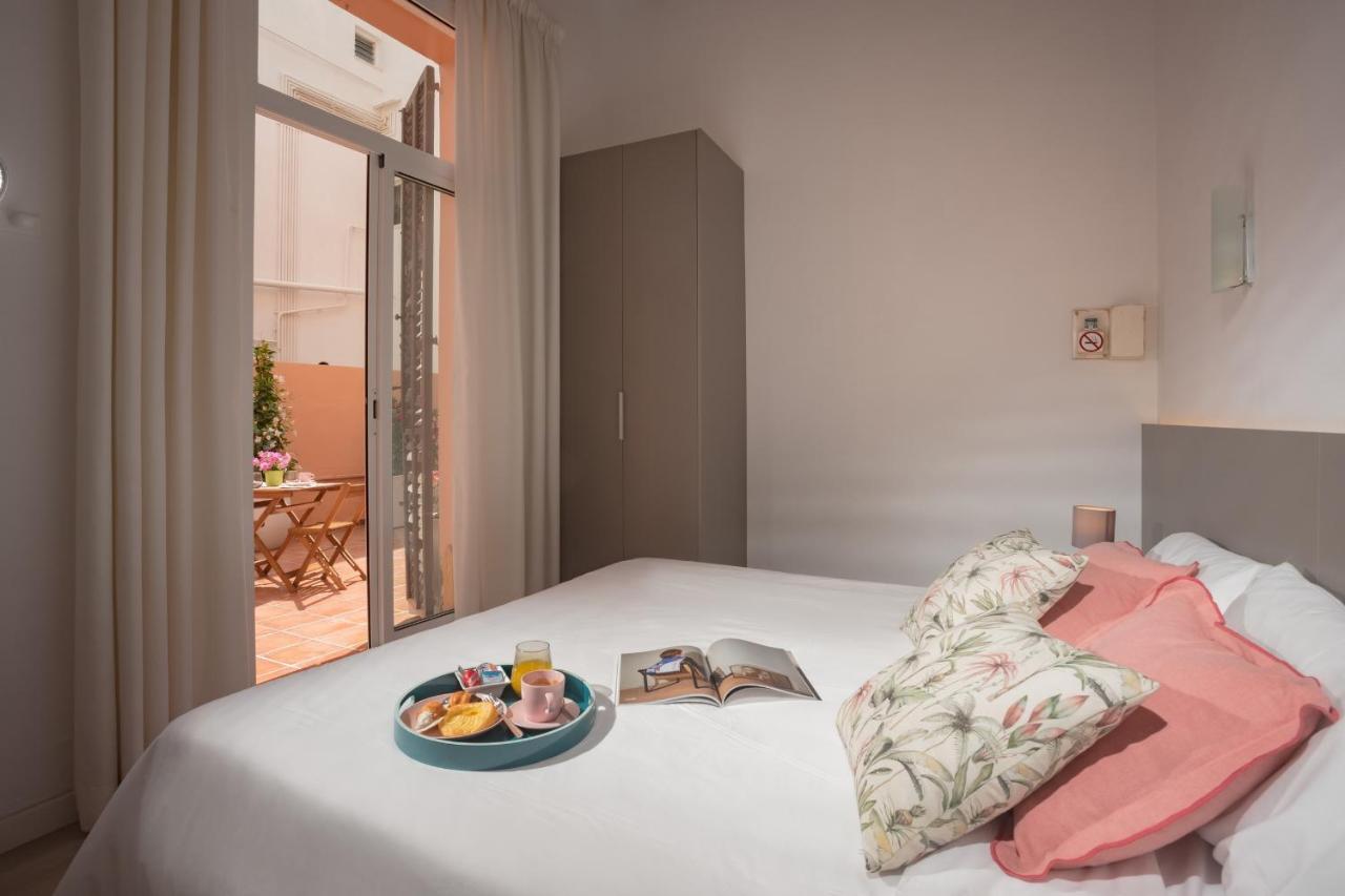 Antonios Hostal Sitges Dış mekan fotoğraf