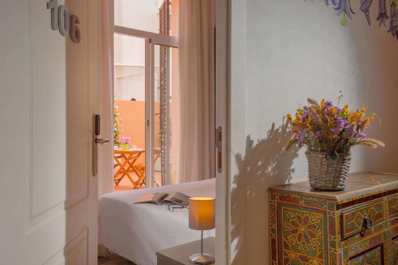 Antonios Hostal Sitges Dış mekan fotoğraf
