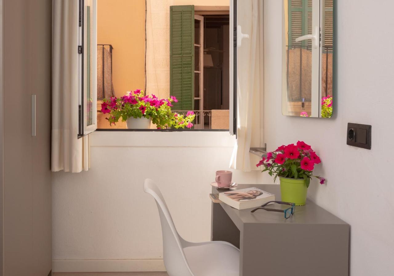 Antonios Hostal Sitges Dış mekan fotoğraf